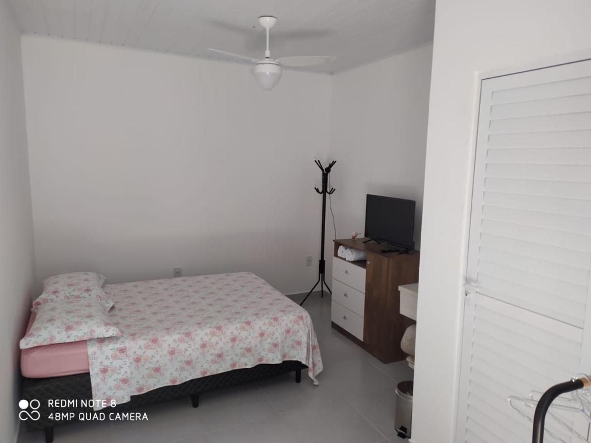 Pousada Casa Verde - Quartos Individuais - Smart Tv 32 - E Banheiro Privativo Apartment Itajai Exterior photo